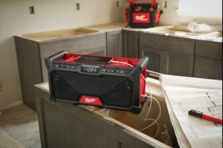 Akku-Baustellenradio M18RADDAB+G2-0